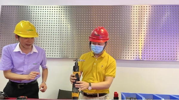雙興集團：推進三期，拓寬市場